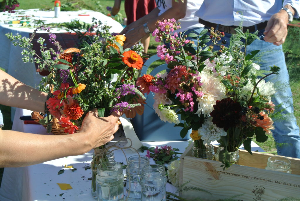 Intrecciare un mazzo di fiori